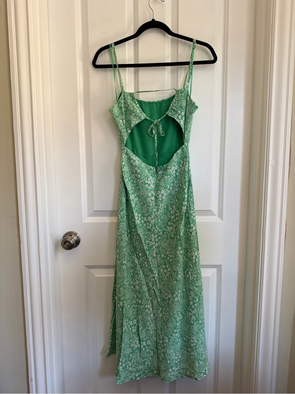 ASTR the Label Gabrielle Floral Cutout Midi Dress - Picture 10 of 11